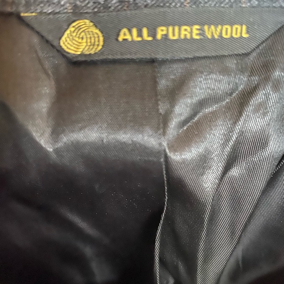 Vintage BARNEYS NEW YORK SUIT - Picture 8 of 8